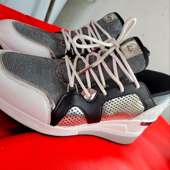 Micheal kors shoes - Picture 1 of 3